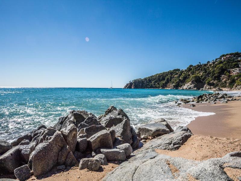 T Luxury House In Cala Llevado image