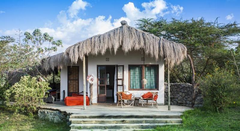 Guesthouses Tanzania Africa Amini Life