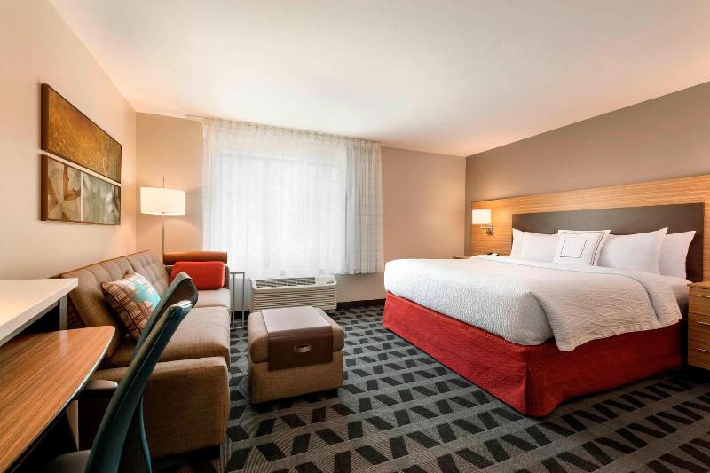 TownePlace Suites Pittsburgh Airport/Robinson Town image