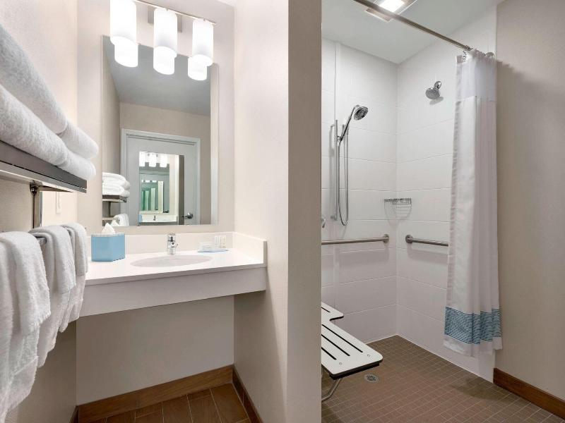 TownePlace Suites Pittsburgh Airport/Robinson Town image