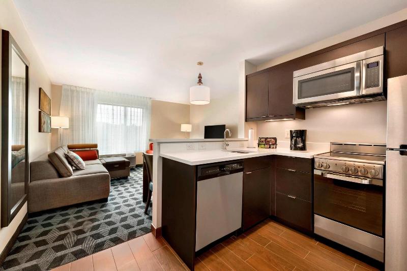 TownePlace Suites Pittsburgh Airport/Robinson Town image