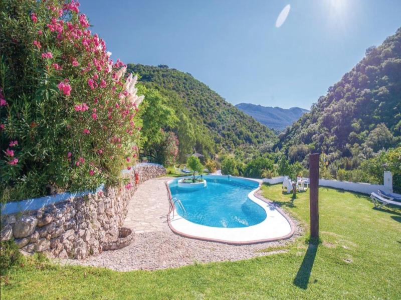 Villa Carretera Ubrique-El Bosque, KM. 5  No.1 image