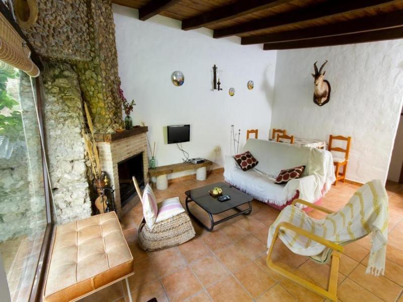 Villa Carretera Ubrique-El Bosque, KM. 5  No.1 image