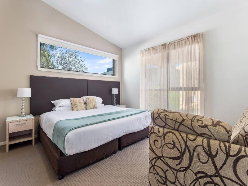 Quality Suites Point Cook Seasons 5 image