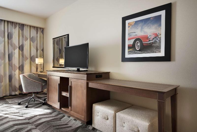Hampton Inn Spring Hill, TN image