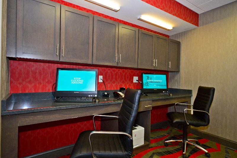 Hampton Inn Pulaski image