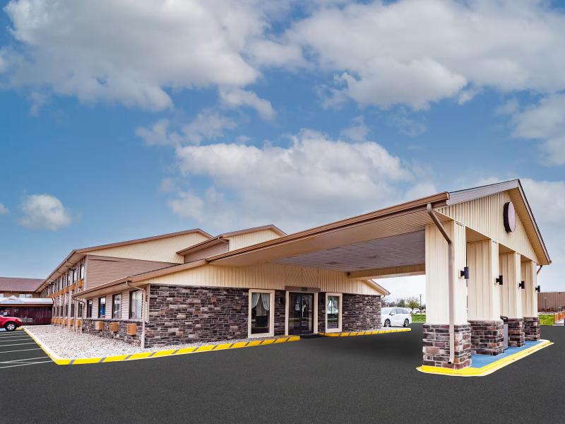 Baymont by Wyndham Maumee Toledo image