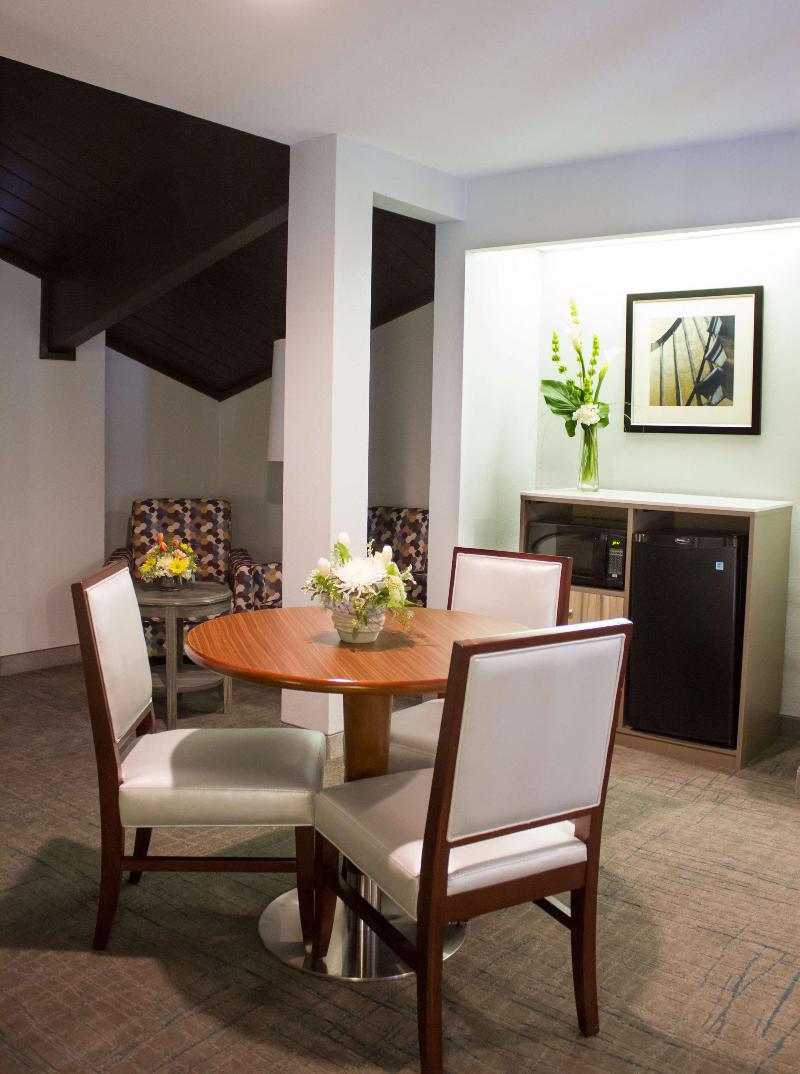 Baymont by Wyndham Maumee Toledo image