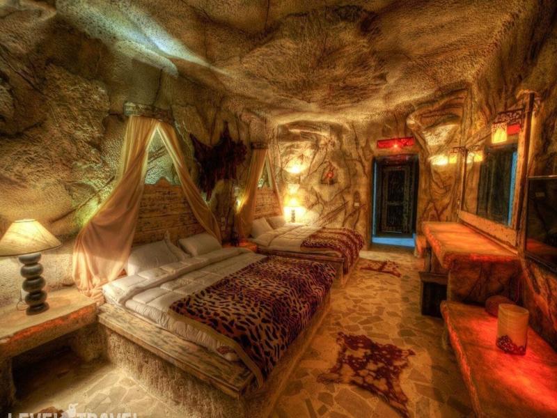 Caves Beach Resort Hurghada image