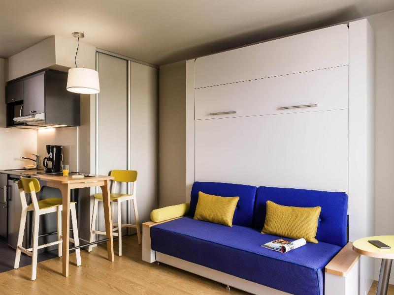 Adagio Access Colombes La Defense image