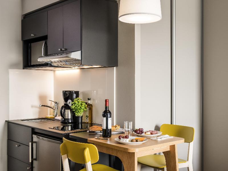 Adagio Access Colombes La Defense image