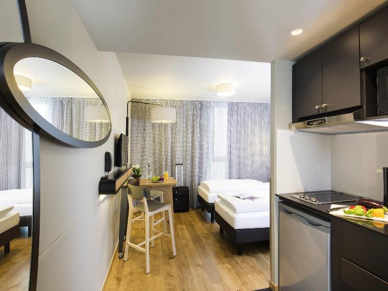 Adagio Access Colombes La Defense image