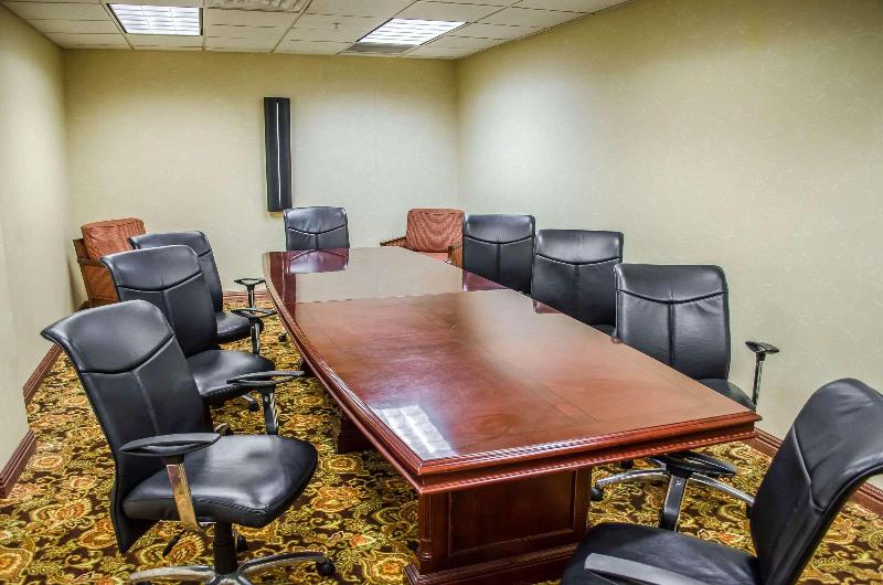 Comfort Inn & Suites Northern Malbis image