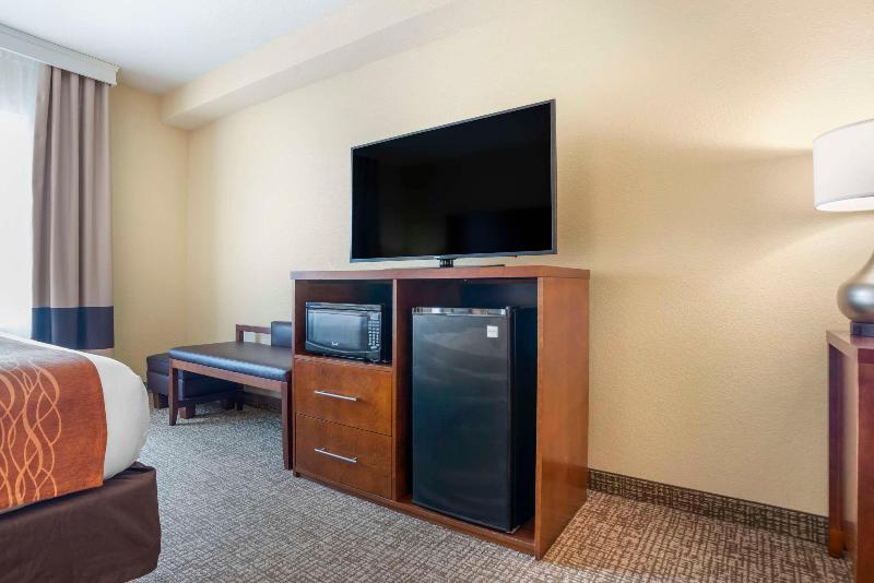 Comfort Inn & Suites Northern Malbis image