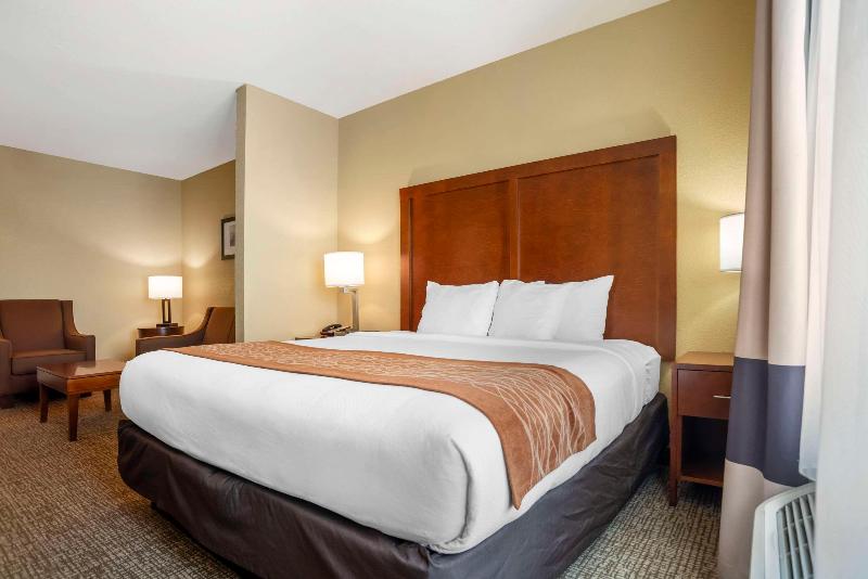 Comfort Inn & Suites Northern Malbis image