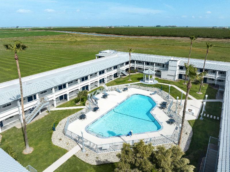 Spark by Hilton Santa Nella image
