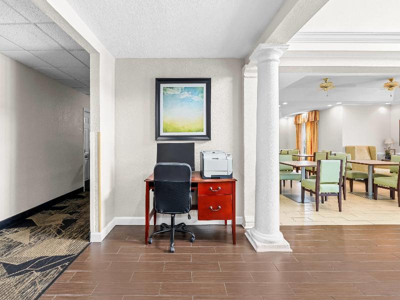 Quality Inn Lake City image