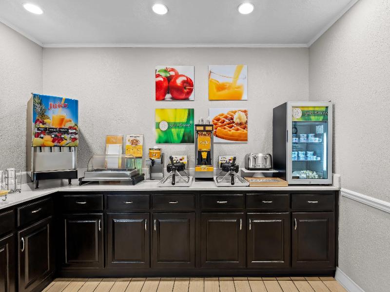 Quality Inn Lake City image