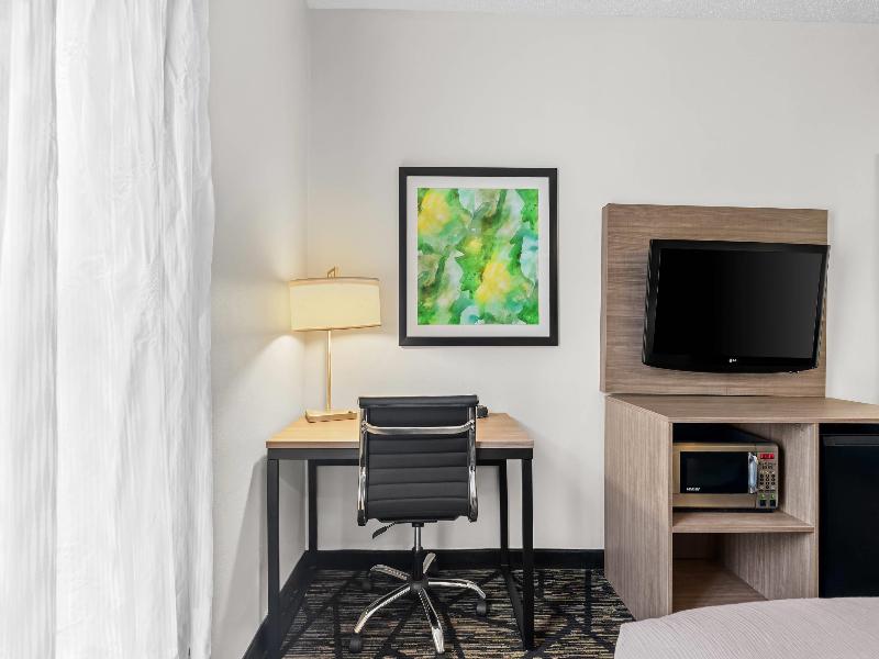 Quality Inn Lake City image