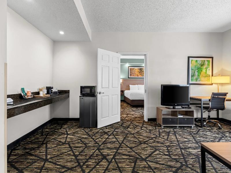 Quality Inn Lake City image