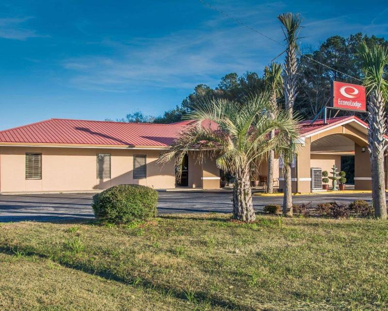 Econo Lodge Defuniak Springs I-10 image