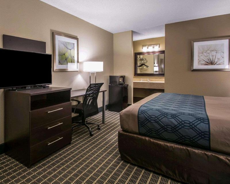 Econo Lodge Defuniak Springs I-10 image