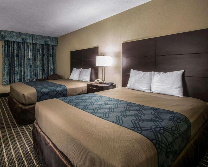 Econo Lodge Defuniak Springs I-10 image