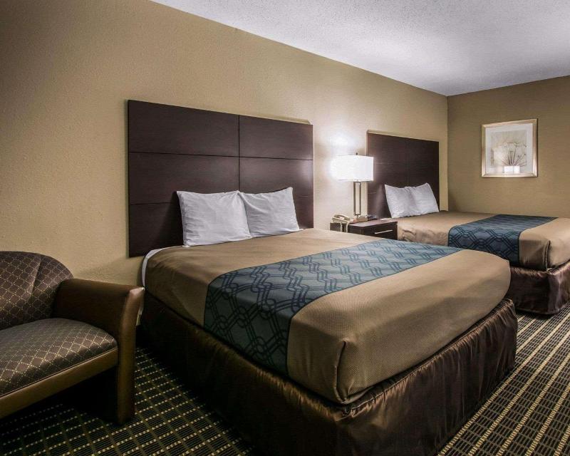 Econo Lodge Defuniak Springs I-10 image