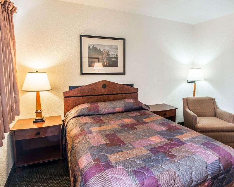 Rodeway Inn Greeley image