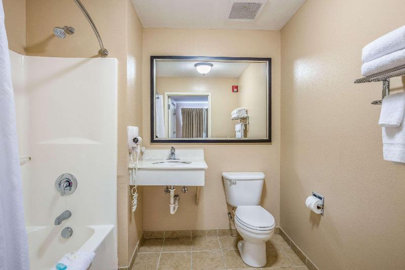 Mainstay Suites Port Saint Joe South image