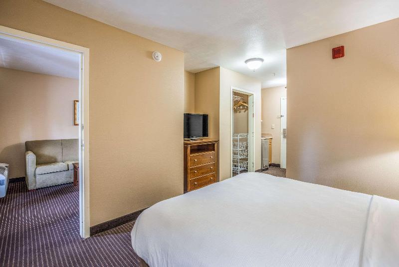 Mainstay Suites Port Saint Joe South image