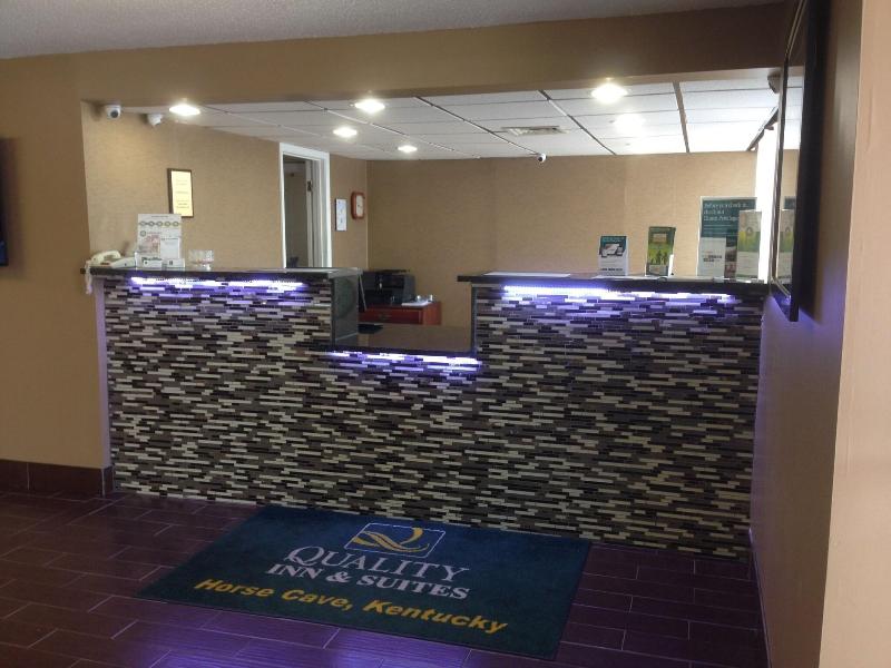 Quality Inn & Suites Horse Cave Area image