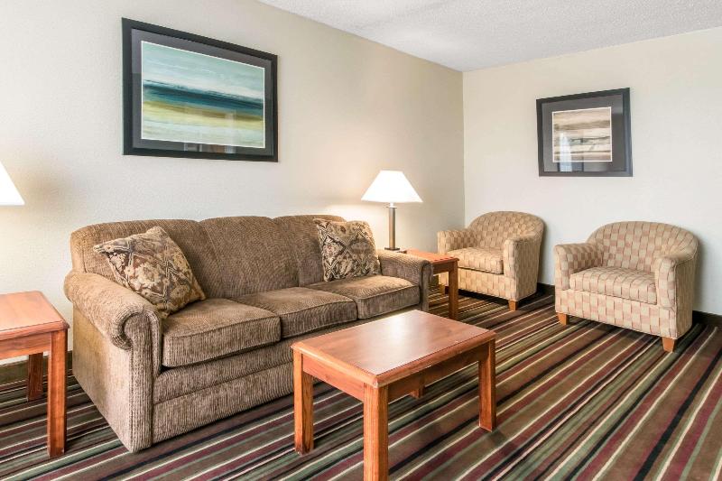 Quality Inn & Suites Horse Cave Area image