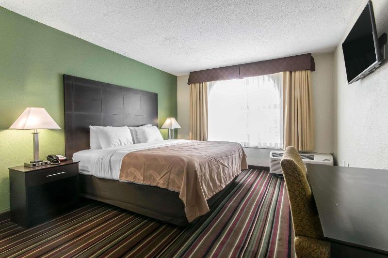 Quality Inn & Suites Horse Cave Area image