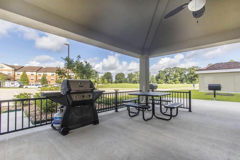 Suburban Extended Stay Hotel Donaldsonville image