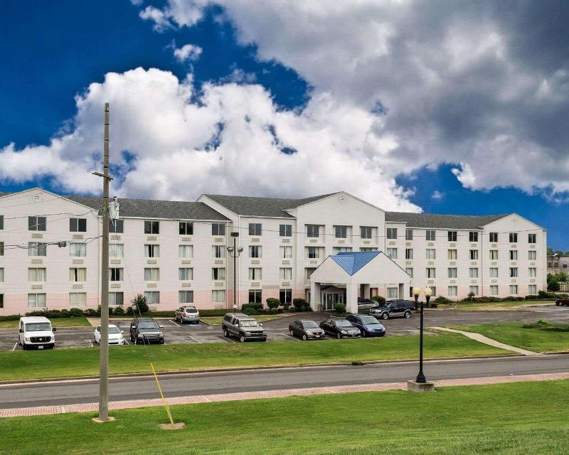 Rodeway Inn image 7