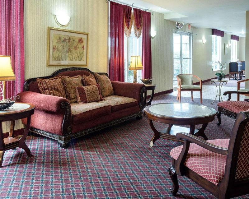 Rodeway Inn image 8