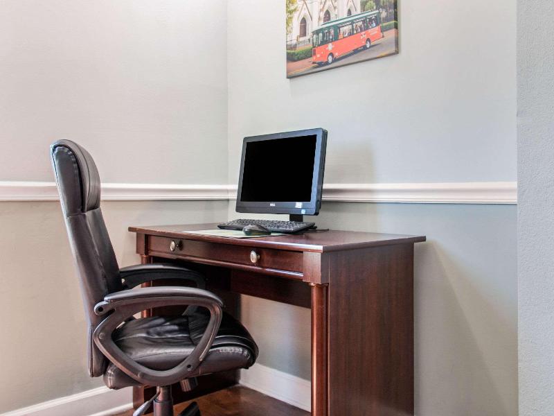 Quality Inn Pooler  Savannah I95 image