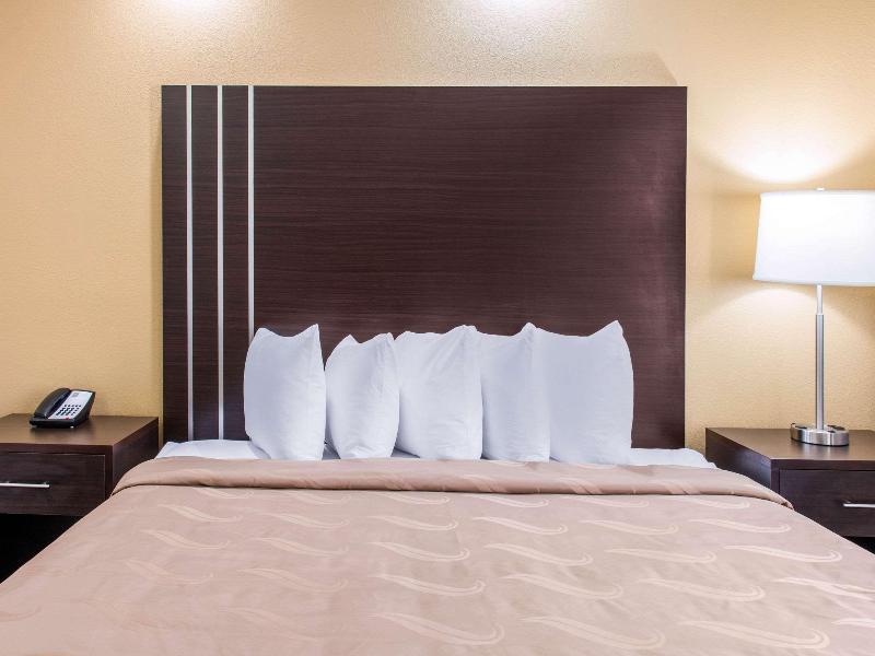 Quality Inn Pooler  Savannah I95 image