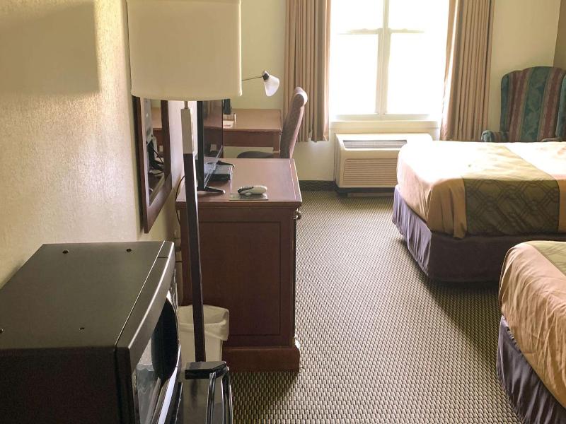 Econo Lodge Rockville image