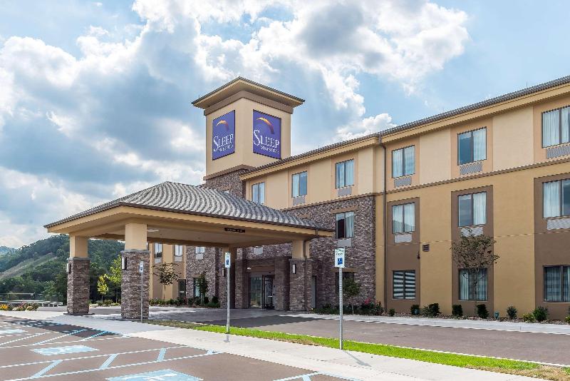 Sleep Inn & Suites Cumberland-Lavale image