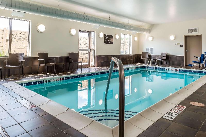 Sleep Inn & Suites Cumberland-Lavale image