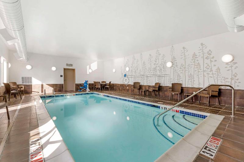 Sleep Inn & Suites Cumberland-Lavale image