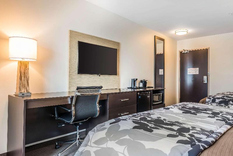 Sleep Inn & Suites Cumberland-Lavale image