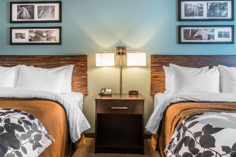 Sleep Inn & Suites Cumberland-Lavale image