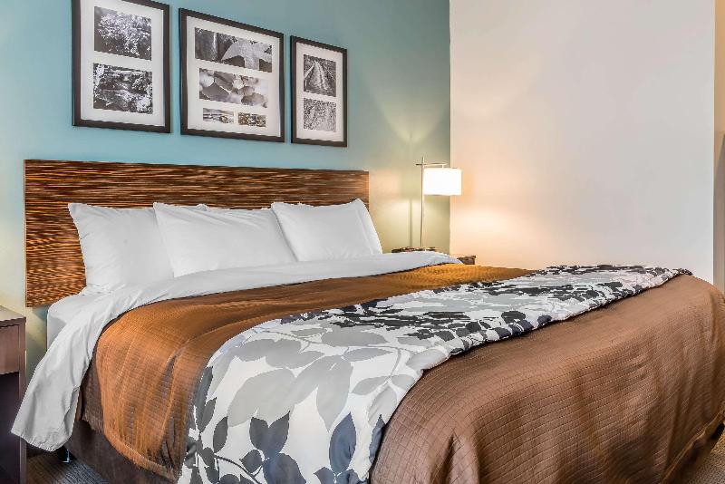 Sleep Inn & Suites Cumberland-Lavale image