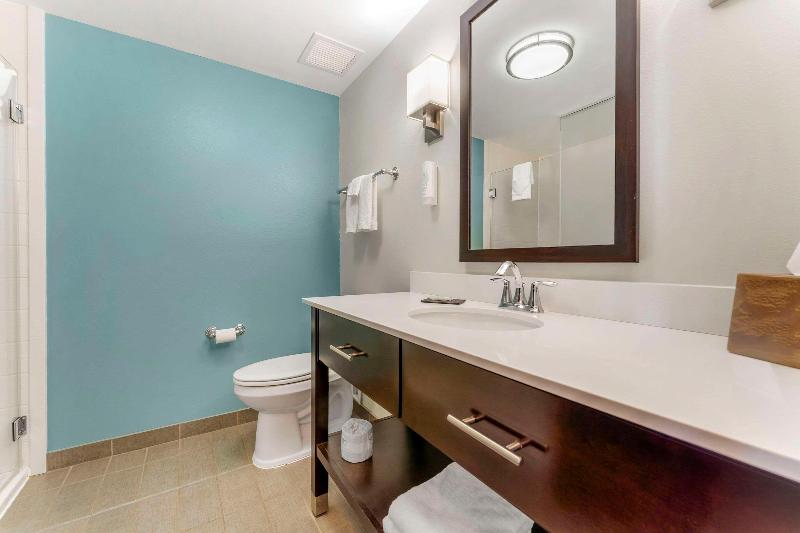 Sleep Inn & Suites Cumberland-Lavale image