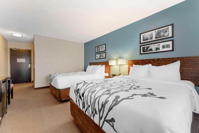 Sleep Inn & Suites Cumberland-Lavale image