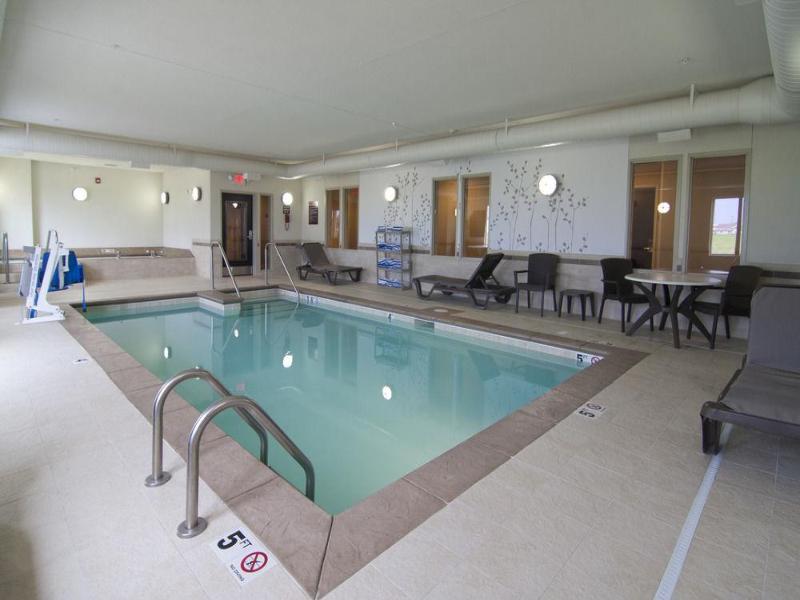 Sleep Inn & Suites Marshall Area image