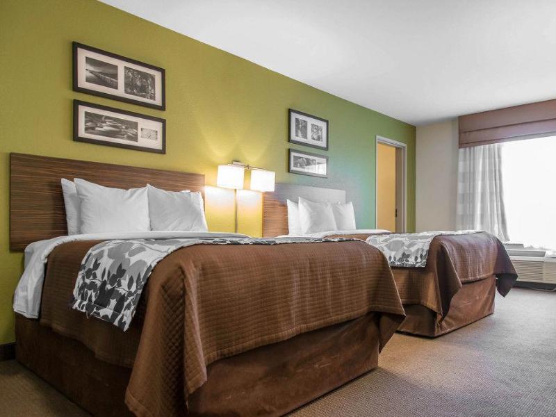 Sleep Inn & Suites Marshall Area image